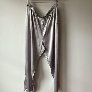 Elegant satin-like pants
